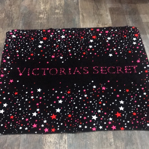 Victoria's Secret Bedding Victorias Secret Black Star Sherpa Throw